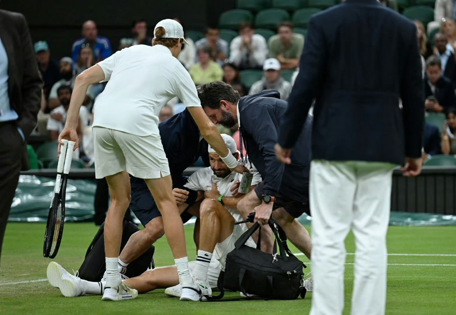 波士顿凯尔特人发布备战花絮，集结日迎来里程碑，德国杯任务艰巨，轮换策略成焦点的简单介绍-英雄联盟竞猜大厅